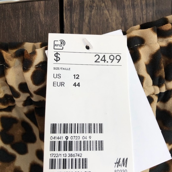 H&M Cheetah Print Ankle Pant - Picture 3 of 3